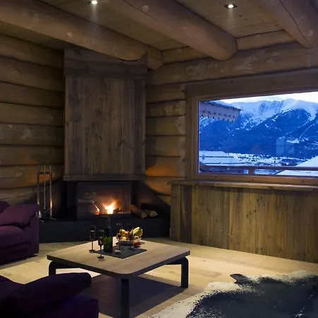 Nanook, Charme Et Luxe Pyreneen Chalet *