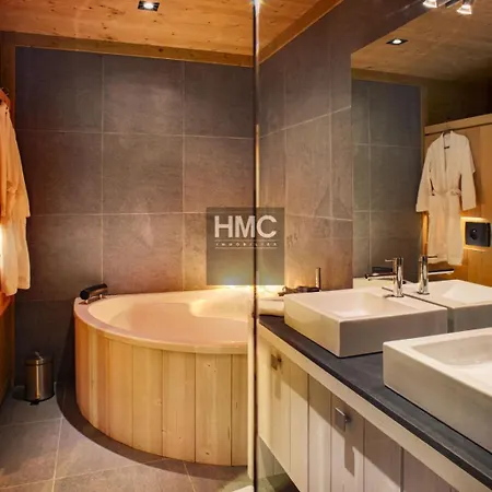 Nanook Luxe Montagnard Sauna Et Jacuzzi *