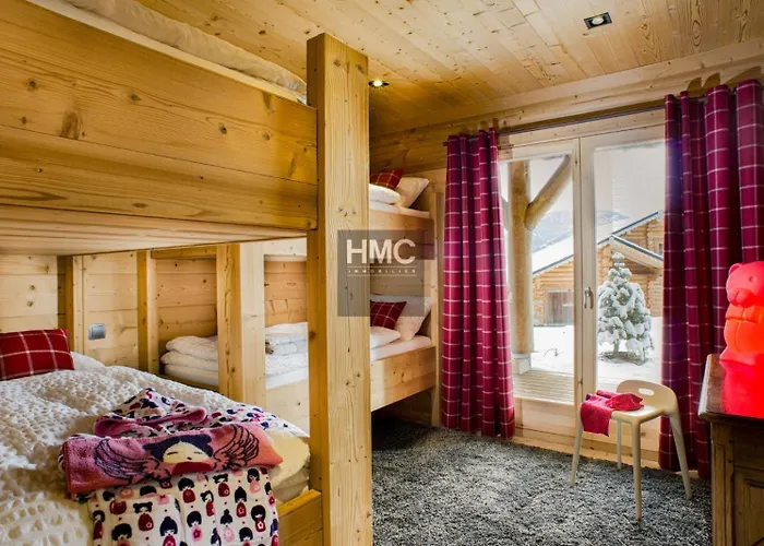 Nanook Luxe Montagnard Sauna Et Jacuzzi Chalé *